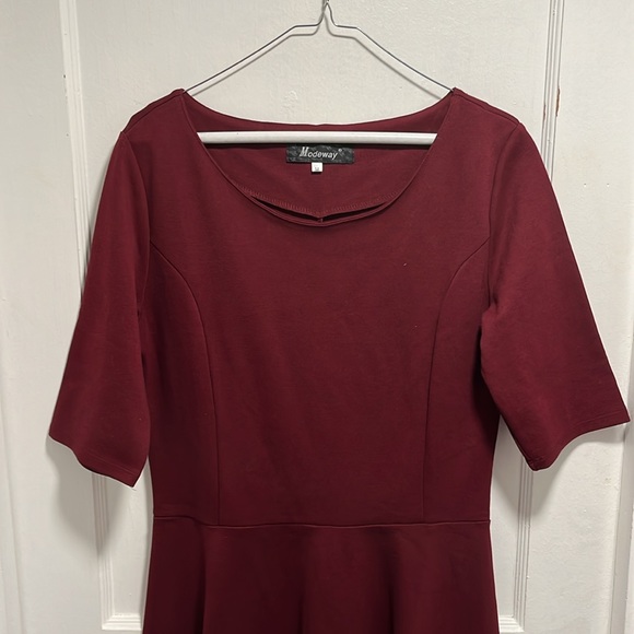 Modeway Dress - Picture 2 of 16